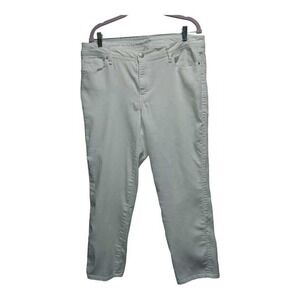 White Relaxed Crop jeans by Woman‎ signature.  Size 16